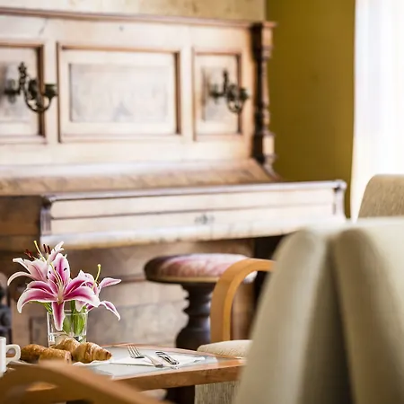 Meridional מלון גוארדמר דל סגורה